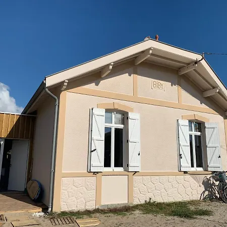 Biby Beachhouse Villa *